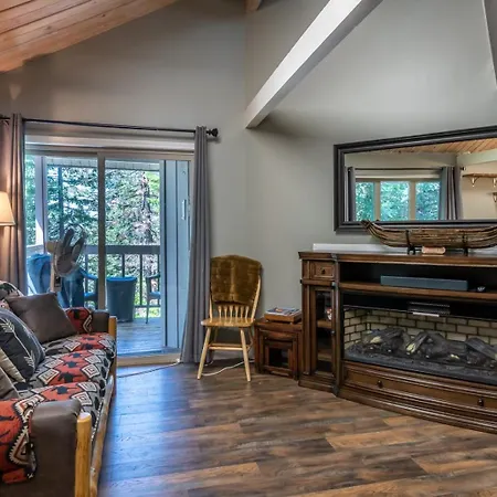 Escape To Ptarmigan Village 6